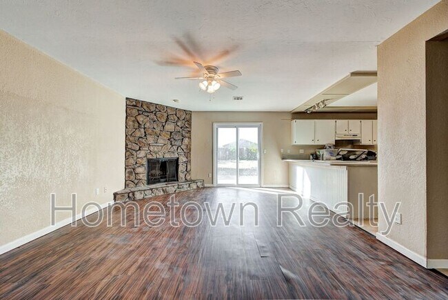 Photo - 804 NW 115th St