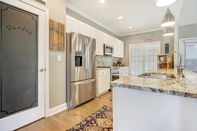 Photo - 808 Wheat Ct