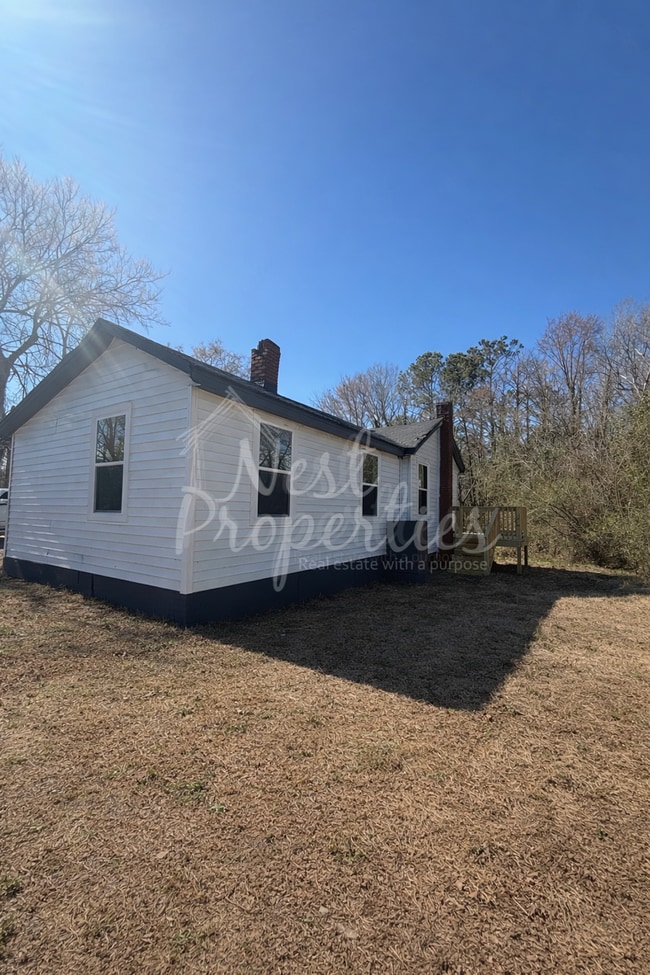 Building Photo - 1902 Vincent St