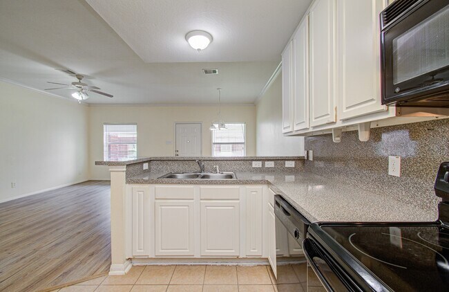 Photo - 3815 Shire Valley Dr