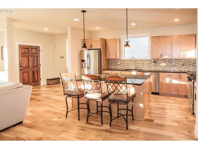 Photo - Charming and Sophisticated