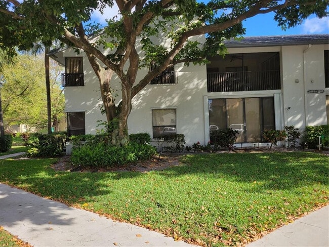 Photo - 3559 Cocoplum Cir