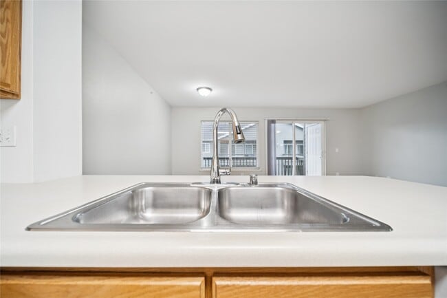 Photo - 9905 William Jones Cir Unit 2