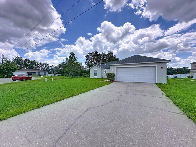 Photo - 424 Danube Way