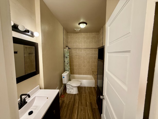 Photo - 1416 Michigan Ave