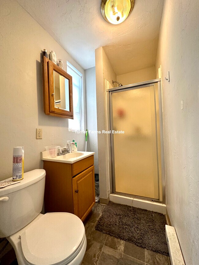 Photo - 157 E Cottage St Unidad 3