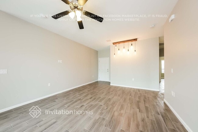 Photo - 506 W Latona Rd