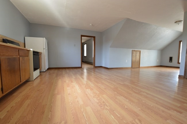 Building Photo - 13 Townsend St Unit #3 Rental