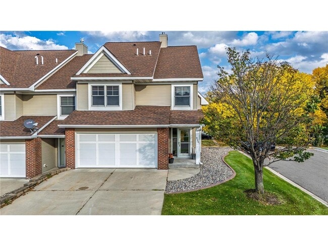 Photo - 926 Ramsey St