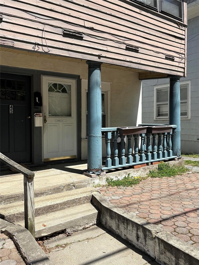 Photo - 45 Scudder Ave Apartment Unit 1