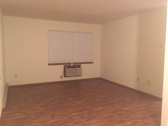 Photo - Marshfield Apartments Unit 107