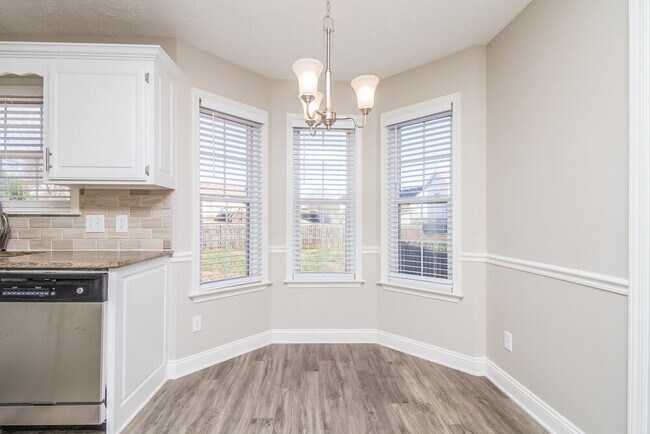 Photo - 713 Almondwood Pl
