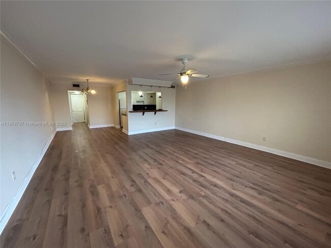 Building Photo - 11855 NE 19th Dr Unit 47 Rental
