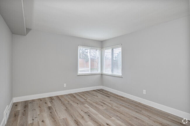 2BR, 1BA - 975SF - Second Bedroom
