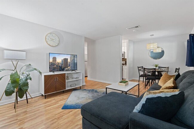 Photo - 2603 Parker Ln