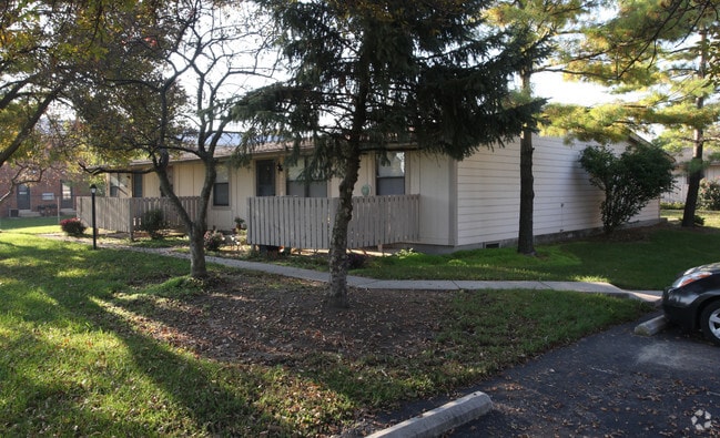 Building Photo - Willowood Rental
