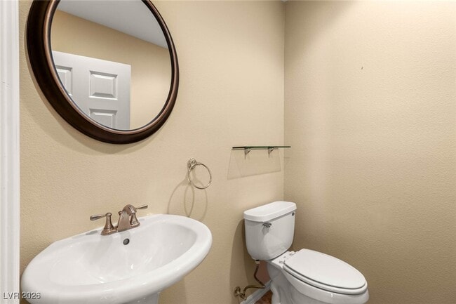 Photo - 17 Morninglow Pass