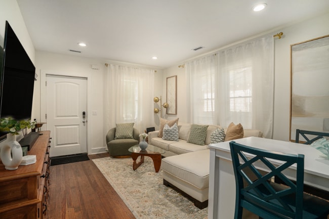 Photo - 1913 Orvid St