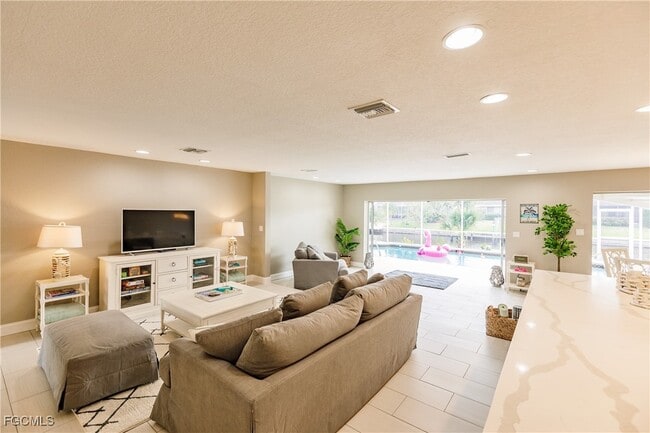 Photo - 1424 Windsor Ct