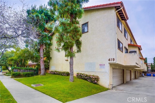 Photo - 419 N 3rd St