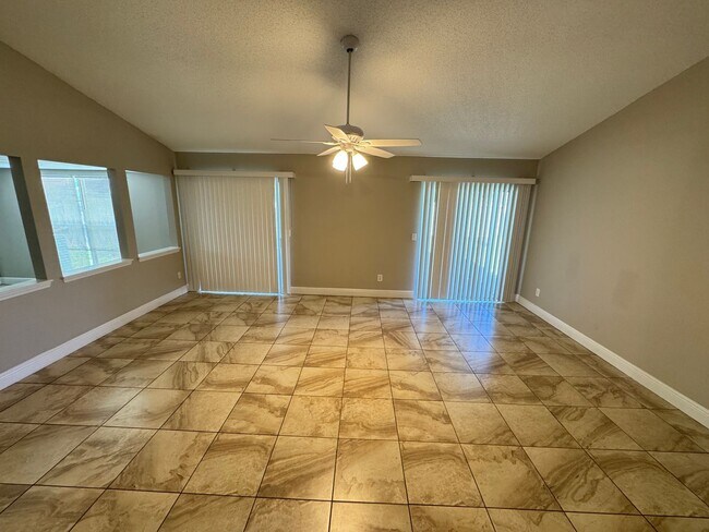 Photo - Beautiful 3 BEDROOM 2 BATHROOM home in Orl...
