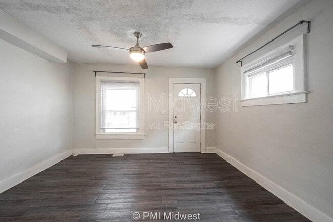 Photo - 944 E Minnesota St