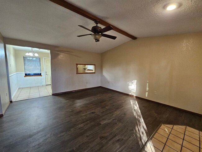 Photo - 909 NE Tortoise Dr