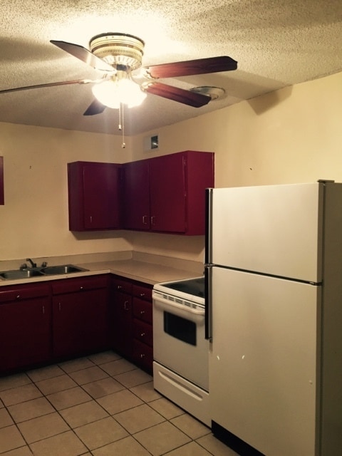 Photo - HOME NEAR UNIVERSITY NEW CARPET