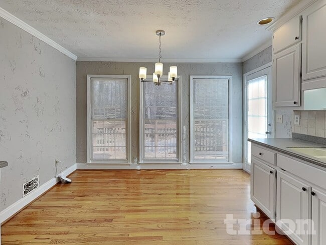 Photo - 822 Weatherwood Trce