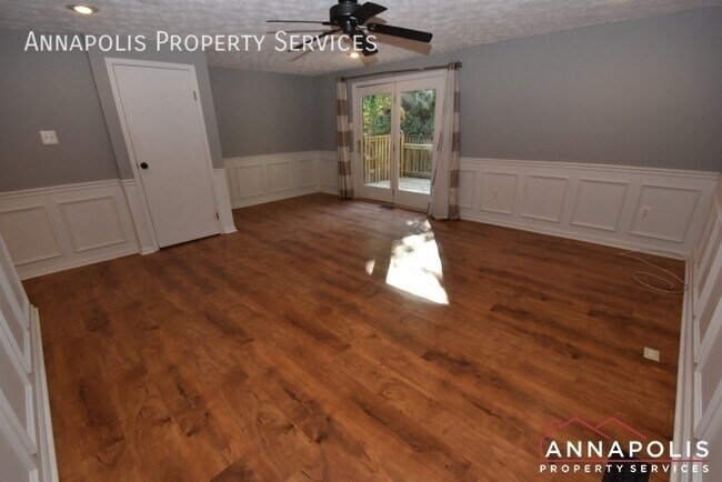 Photo - 559 Melissa Ct