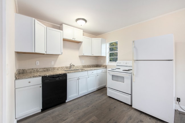 Photo - 4006 Niagara St Apartment Unit B