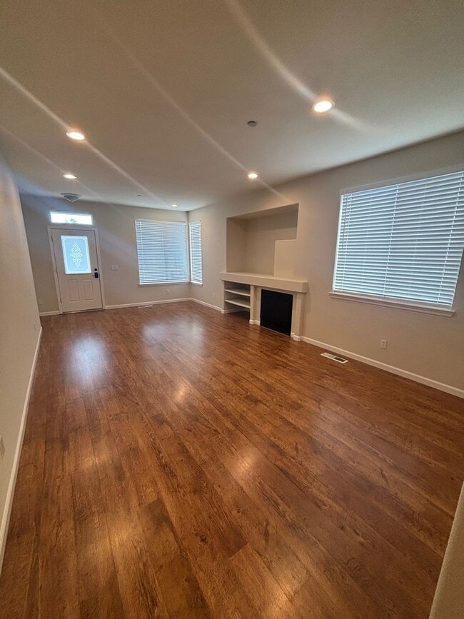 Photo - Single level 3 bedroom 2 bathroom home in ...