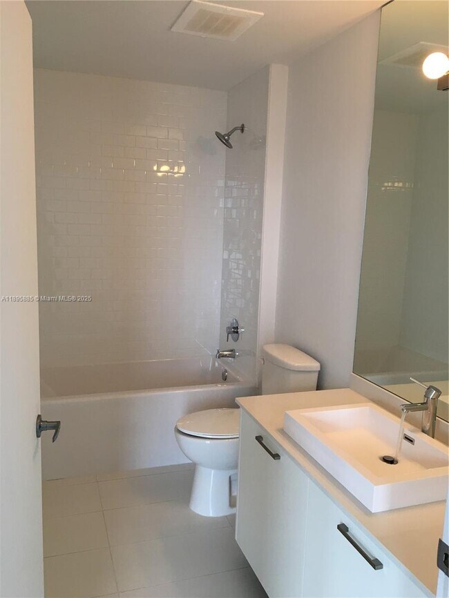 Photo - 151 SE 1st St Unit 1710