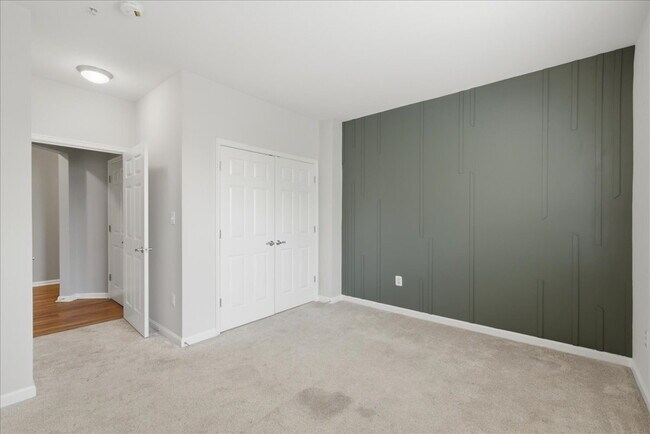 Elegant two bedroom and two bath Condo Living in the Heart of Potomac Falls