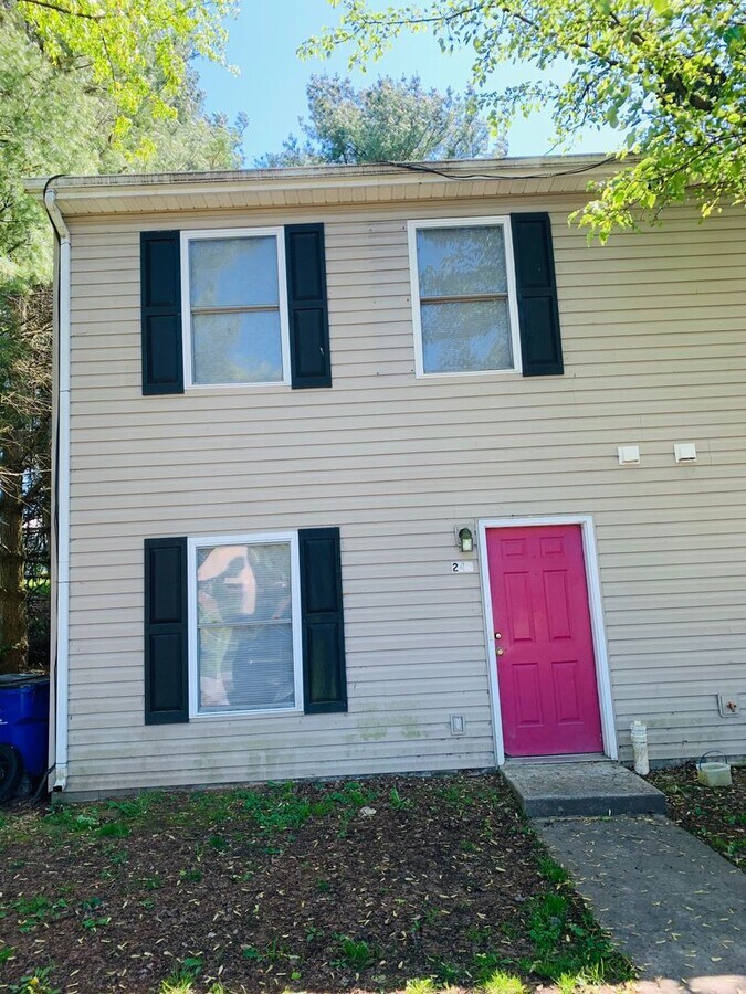 Photo - 245 Freestone Dr
