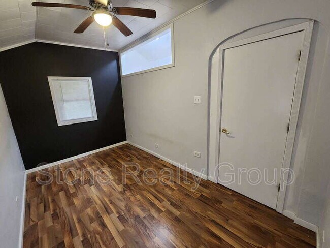 Photo - 1535 Barbour Ave