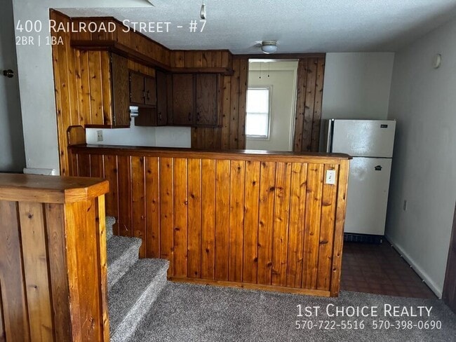 Photo - 400 Railroad St Unit #7