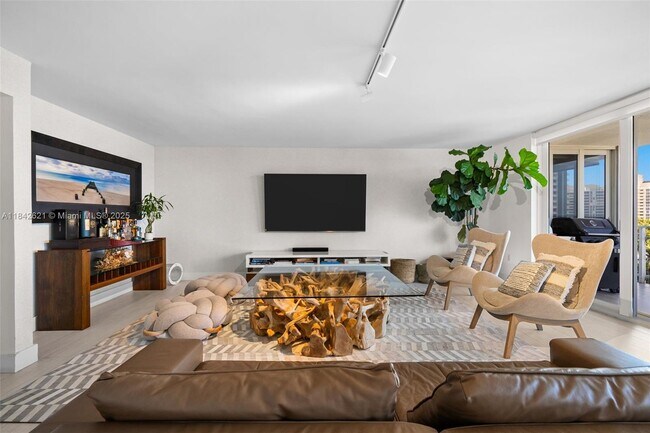 Photo - 600 Grapetree Dr Unit 9CN
