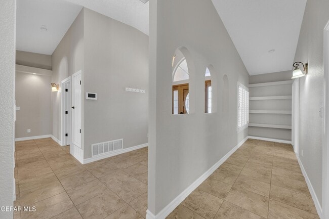 Photo - 232 Ave Mirador