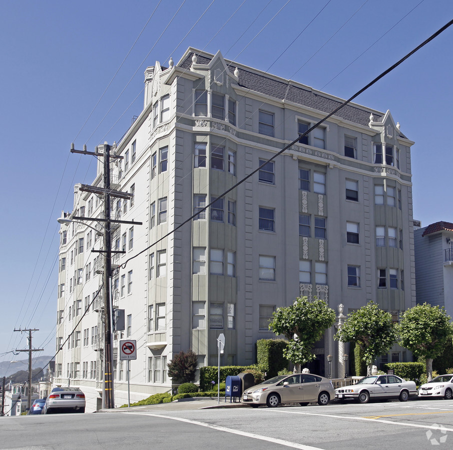 1890 Broadway - 1890 Broadway Apartments