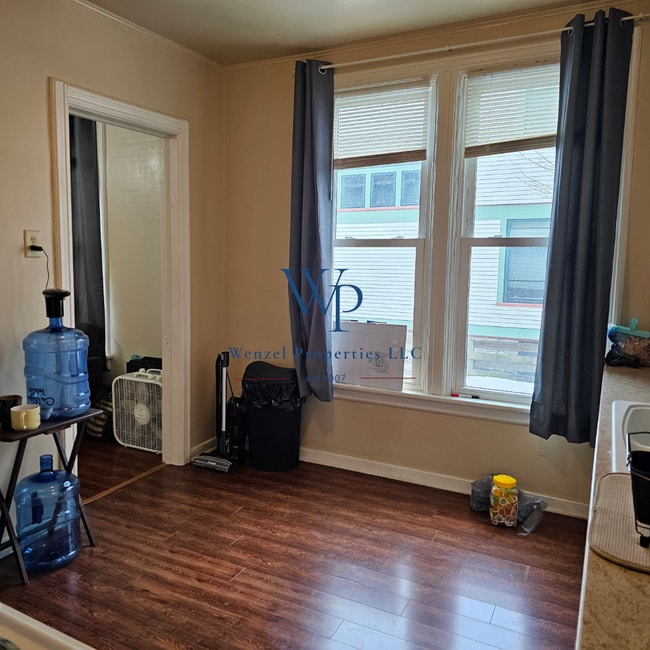 Photo - 1411 Marshall St Unit 1