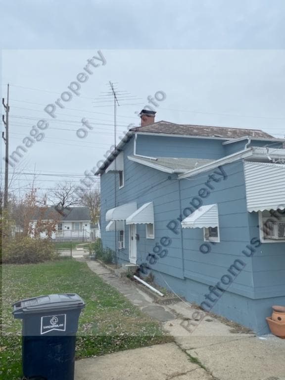 Photo - 136 1/2 N Pierce Ave