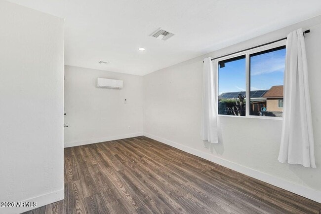 Photo - 436 S Oregon St