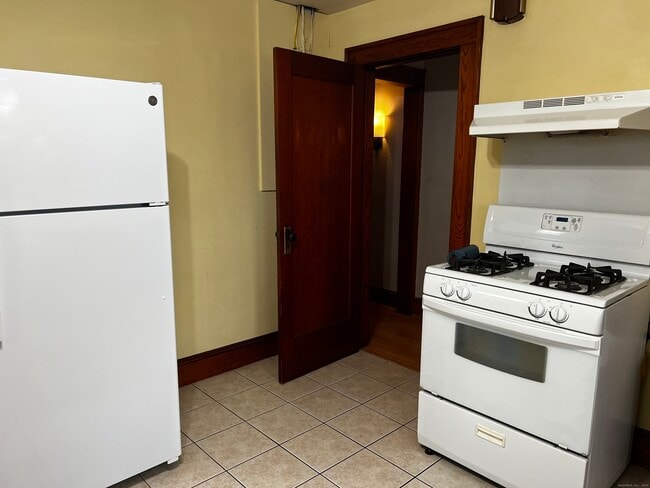 Photo - 24 Lawncrest Rd