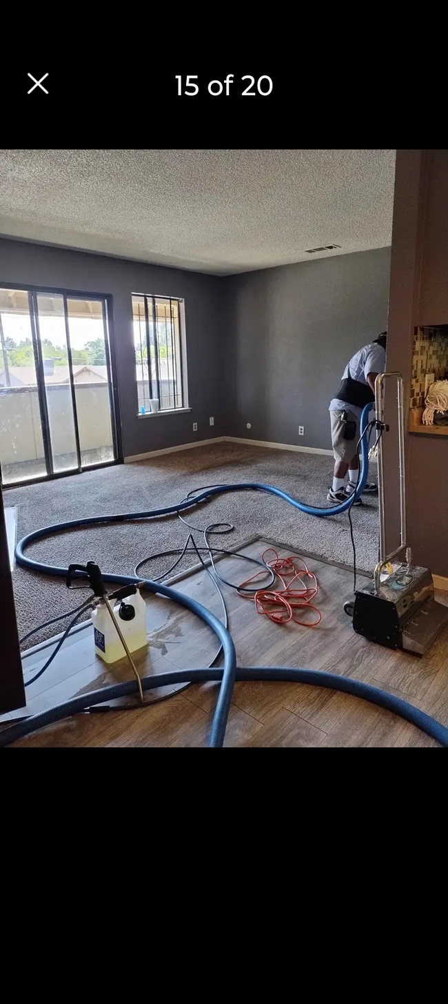 Photo - 1221 N Peach Ave