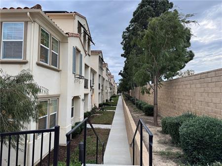 Photo - 401 Castiano St Unit 1