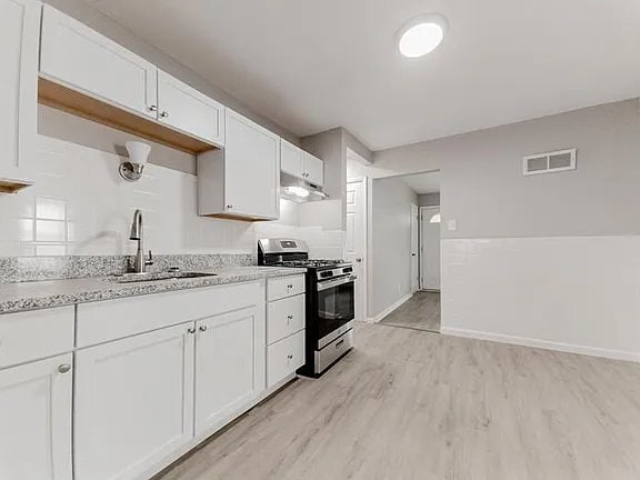 Photo - 6818 Eisele St