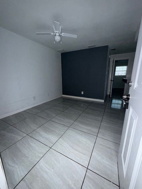 Photo - 500 N Broadway St