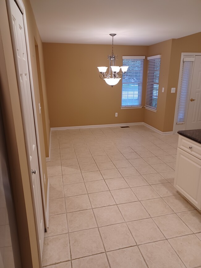 Photo - 52232 Silvanna Ln