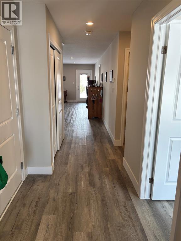 Photo - 111 Allen St